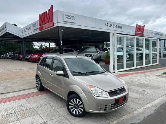 FORD FIESTA 1.0 MPI HATCH 8V FLEX 4P MANUAL FORD FIESTA 1.0 MPI HATCH 8V FLEX 4P MANUAL